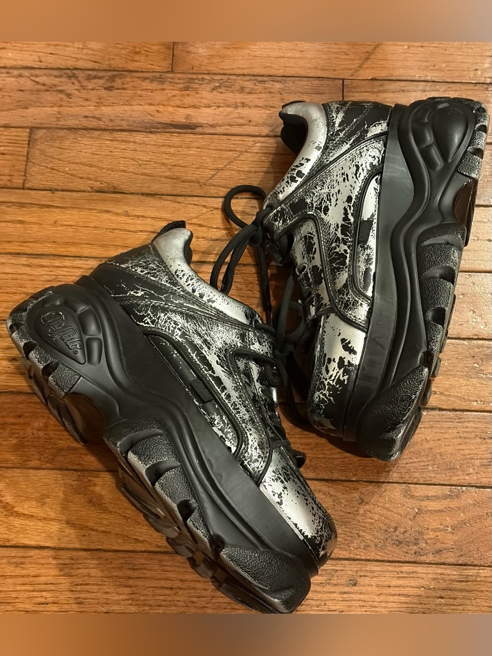 Buffalo London Black & Silver Leather Shoes Women’s Size 40